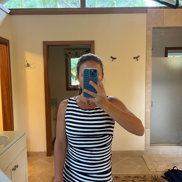 Striped black and white tank top. - Picture 5 of 5